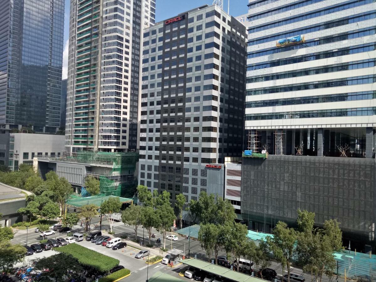 Forbes Area Bgc Taguig Manila Apartment Luaran gambar