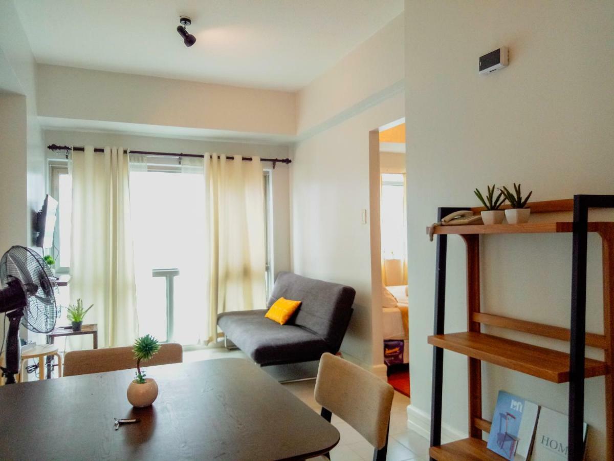 Forbes Area Bgc Taguig Manila Apartment Luaran gambar