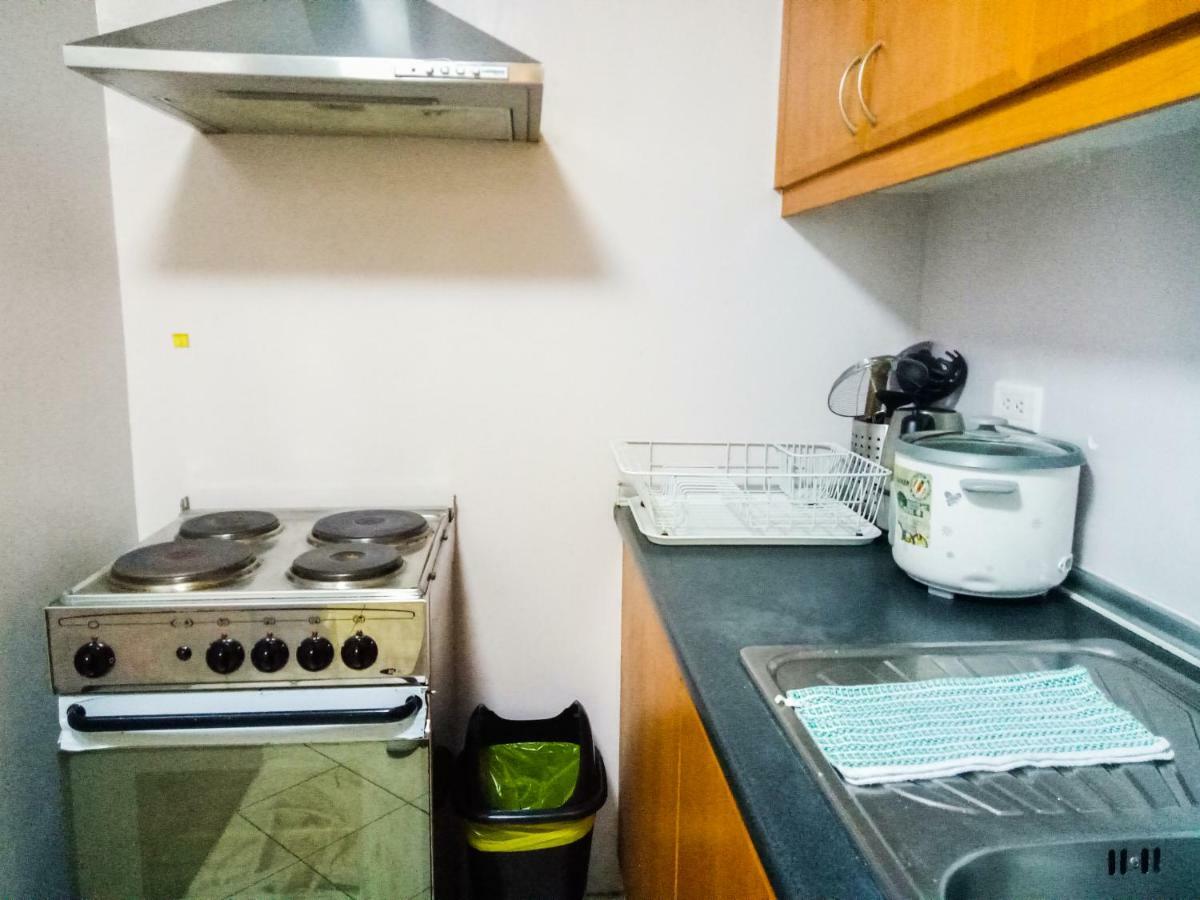 Forbes Area Bgc Taguig Manila Apartment Luaran gambar