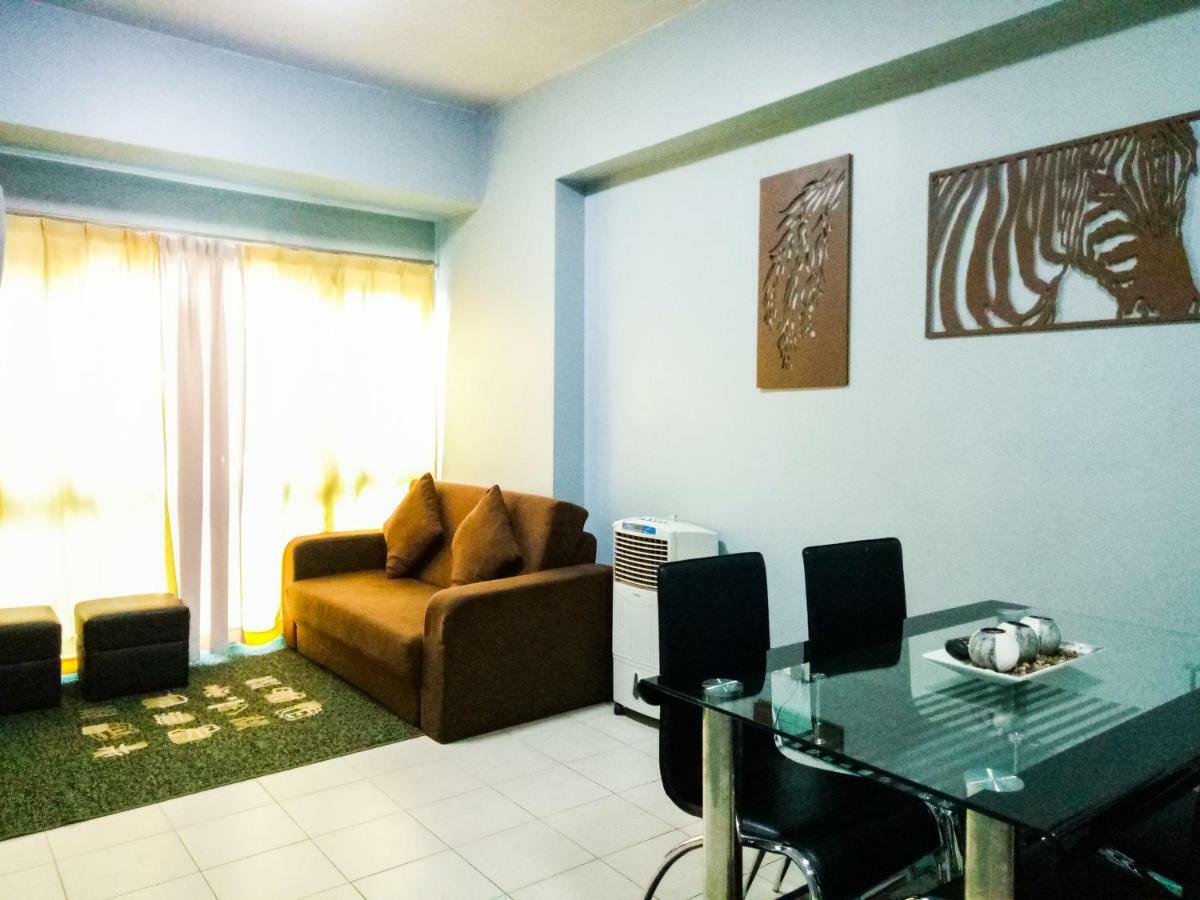Forbes Area Bgc Taguig Manila Apartment Luaran gambar