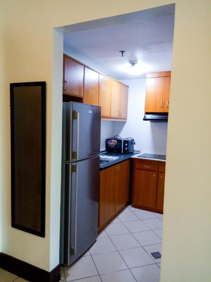 Forbes Area Bgc Taguig Manila Apartment Luaran gambar