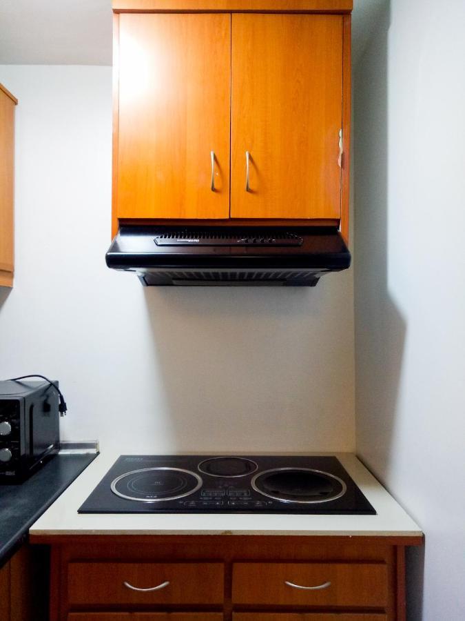 Forbes Area Bgc Taguig Manila Apartment Luaran gambar